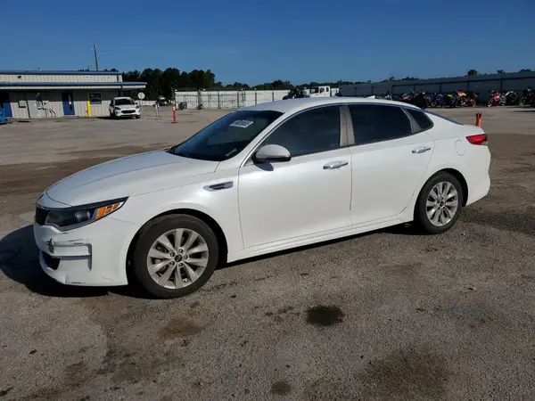 5XXGT4L36JG269459 2018 KIA OPTIMA - Image 1