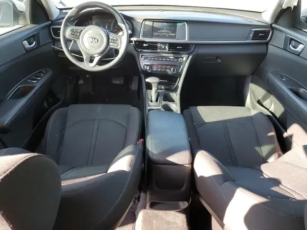5XXGT4L36JG269459 2018 KIA OPTIMA - Image 8