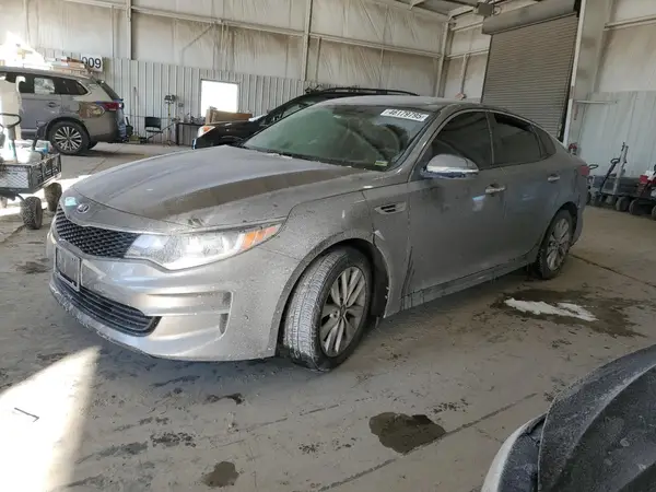 5XXGT4L36JG272474 2018 KIA OPTIMA - Image 1
