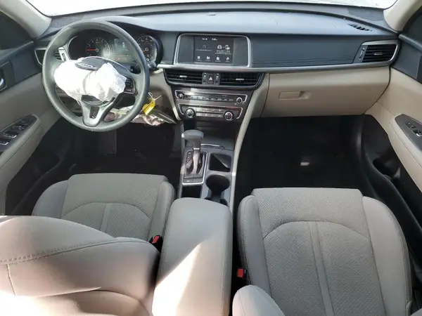 5XXGT4L36JG273513 2018 KIA OPTIMA - Image 8