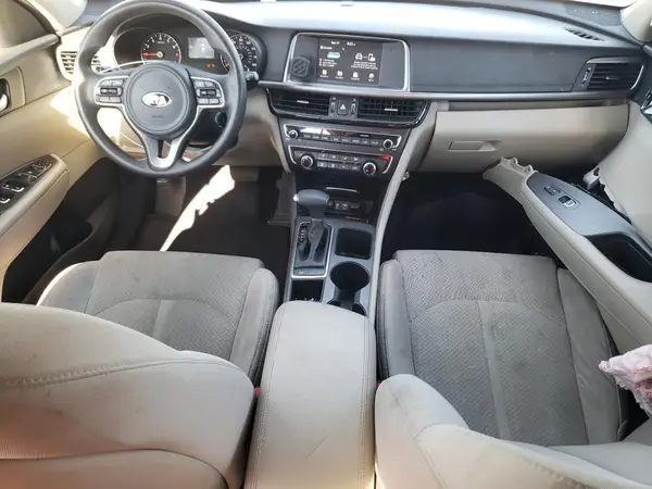 5XXGT4L36JG273950 2018 KIA OPTIMA - Image 8