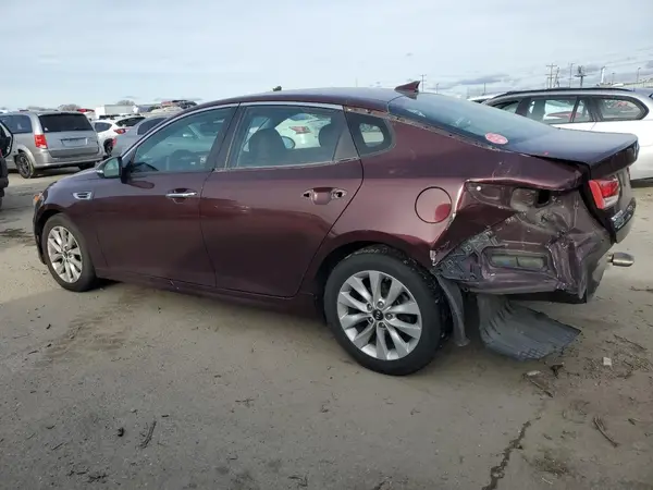 5XXGT4L36JG274581 2018 KIA OPTIMA - Image 2