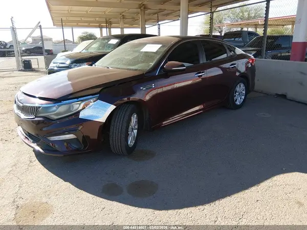 5XXGT4L36KG276087 2019 KIA OPTIMA - Image 2