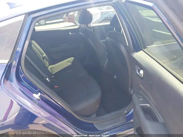 5XXGT4L36KG277675 2019 KIA OPTIMA - Image 8