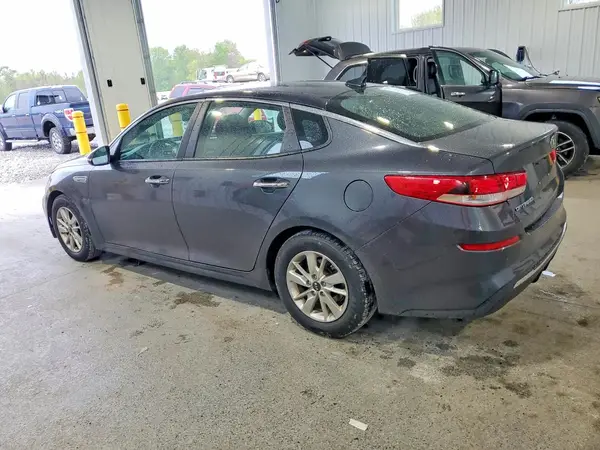 5XXGT4L36KG277806 2019 KIA OPTIMA - Image 2