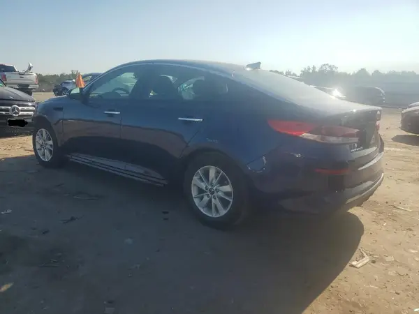 5XXGT4L36KG278048 2019 KIA OPTIMA - Image 2