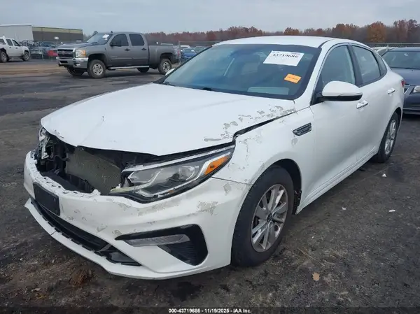 5XXGT4L36KG279118 2019 KIA OPTIMA - Image 2