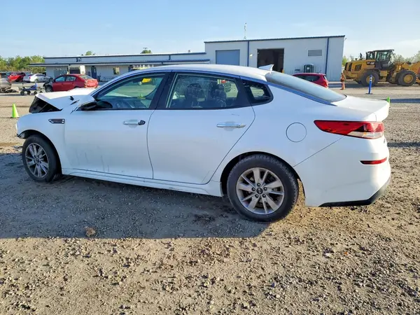 5XXGT4L36KG279555 2019 KIA OPTIMA - Image 2