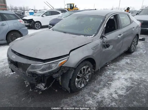 5XXGT4L36KG281001 2019 KIA OPTIMA - Image 2