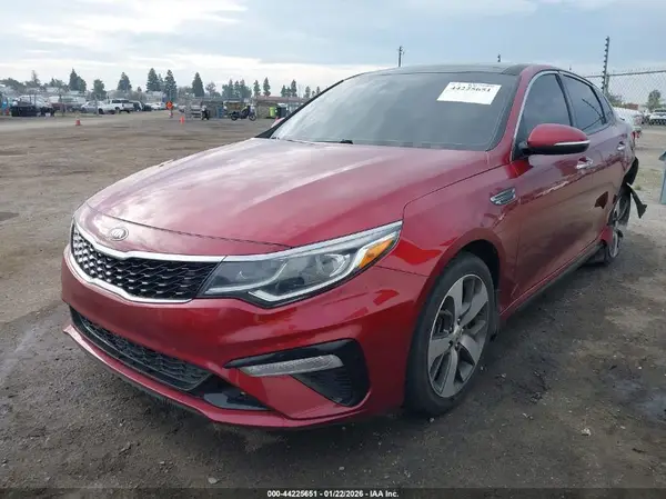 5XXGT4L36KG282181 2019 KIA OPTIMA - Image 2