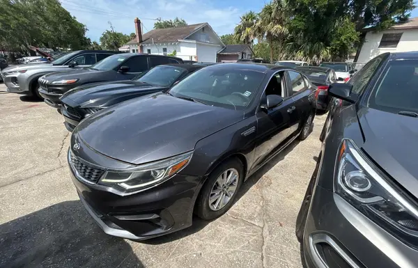 5XXGT4L36KG283458 2019 KIA OPTIMA - Image 2