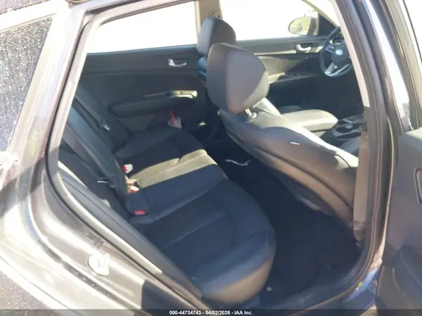 5XXGT4L36KG288594 2019 KIA OPTIMA - Image 8