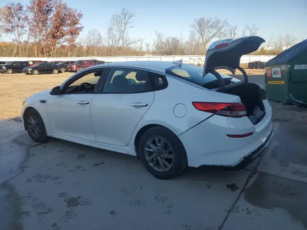 5XXGT4L36KG289468 2019 KIA OPTIMA - Image 2