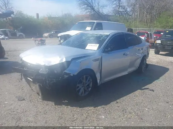 5XXGT4L36KG292810 2019 KIA OPTIMA - Image 2