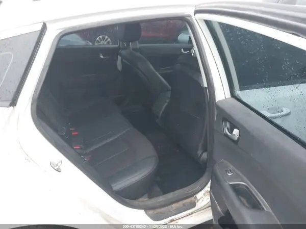 5XXGT4L36KG293519 2019 KIA OPTIMA - Image 8