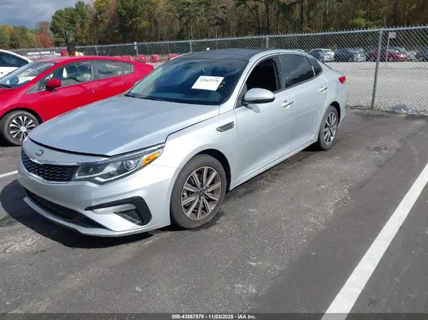 5XXGT4L36KG300887 2019 KIA OPTIMA - Image 2