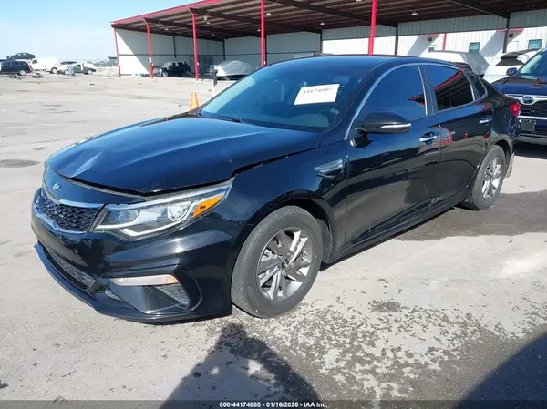 5XXGT4L36KG302199 2019 KIA OPTIMA - Image 2