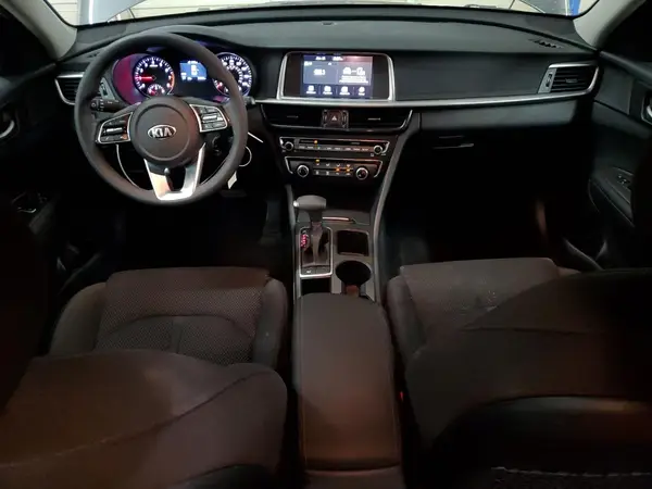 5XXGT4L36KG302557 2019 KIA OPTIMA - Image 8
