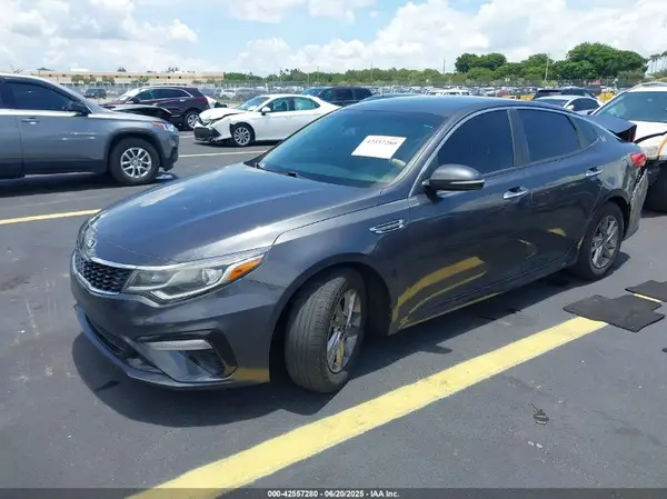 5XXGT4L36KG307208 2019 KIA OPTIMA - Image 2
