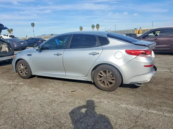 5XXGT4L36KG308455 2019 KIA OPTIMA - Image 2