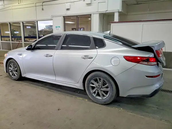 5XXGT4L36KG311906 2019 KIA OPTIMA - Image 2