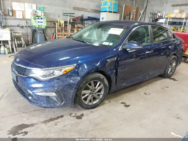 5XXGT4L36KG319987 2019 KIA OPTIMA - Image 2