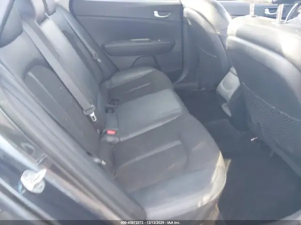 5XXGT4L36KG321724 2019 KIA OPTIMA - Image 8