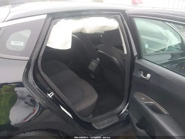 5XXGT4L36KG322436 2019 KIA OPTIMA - Image 8