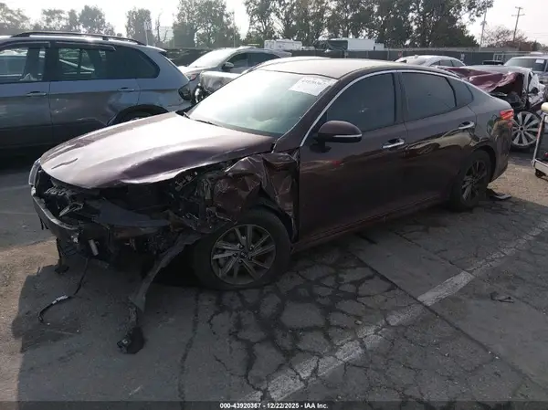 5XXGT4L36KG326034 2019 KIA OPTIMA - Image 2