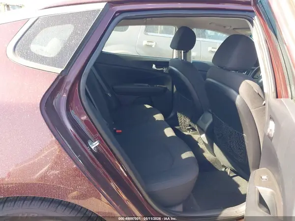 5XXGT4L36KG326065 2019 KIA OPTIMA - Image 8