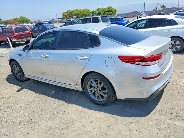 5XXGT4L36KG329144 2019 KIA OPTIMA - Image 2