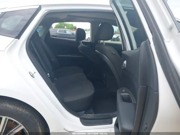 5XXGT4L36KG329502 2019 KIA OPTIMA - Image 8