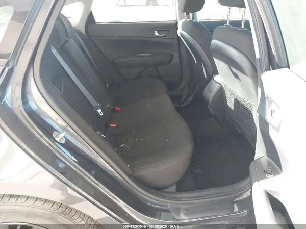 5XXGT4L36KG329841 2019 KIA OPTIMA - Image 8