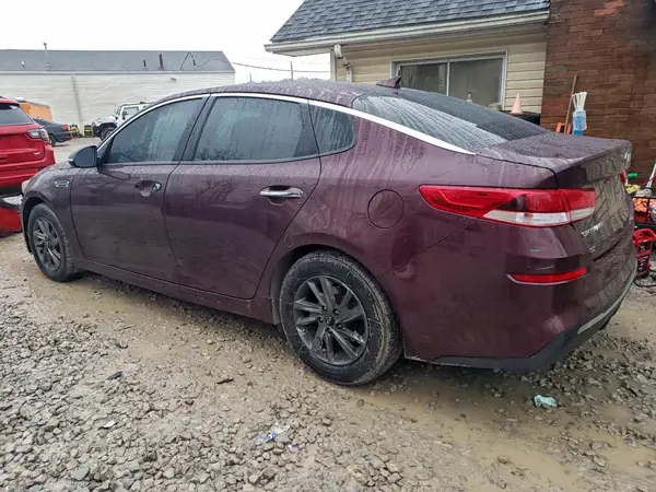 5XXGT4L36KG331525 2019 KIA OPTIMA - Image 2