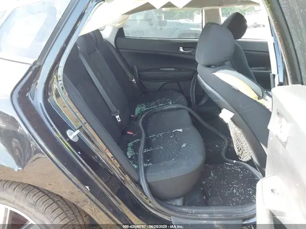 5XXGT4L36KG332142 2019 KIA OPTIMA - Image 8