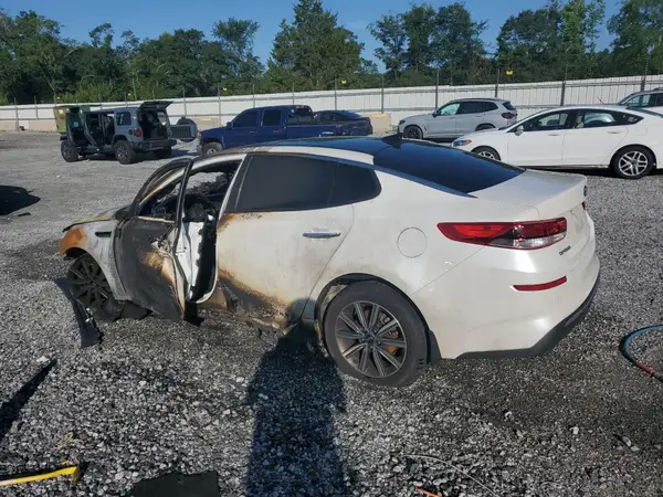 5XXGT4L36KG332464 2019 KIA OPTIMA - Image 2