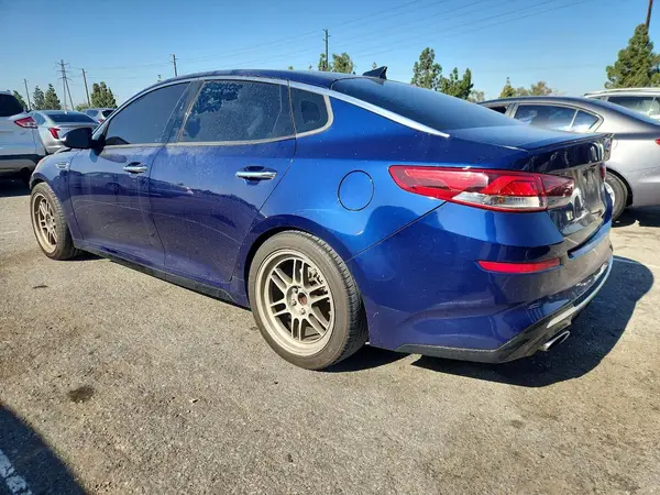 5XXGT4L36KG334229 2019 KIA OPTIMA - Image 2