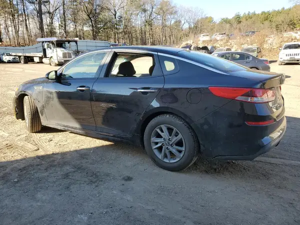 5XXGT4L36KG335803 2019 KIA OPTIMA - Image 2