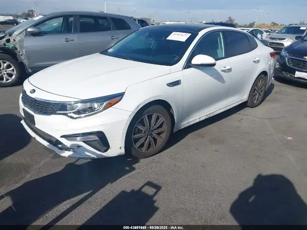 5XXGT4L36KG336708 2019 KIA OPTIMA - Image 2
