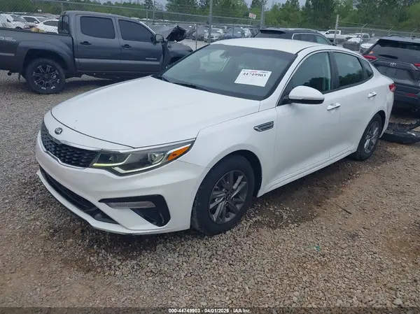 5XXGT4L36KG339138 2019 KIA OPTIMA - Image 2