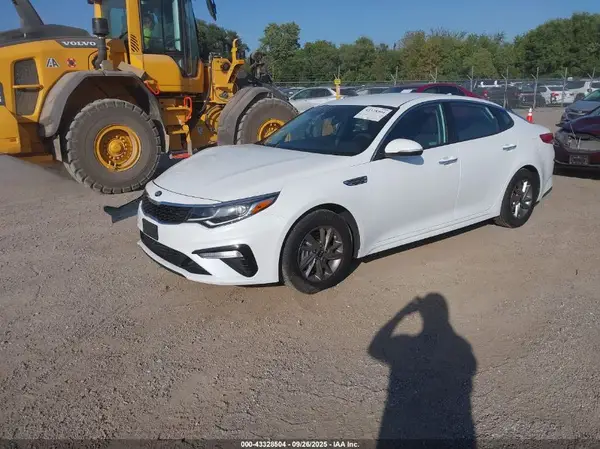 5XXGT4L36KG343271 2019 KIA OPTIMA - Image 2