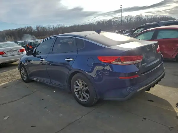 5XXGT4L36KG343805 2019 KIA OPTIMA - Image 2