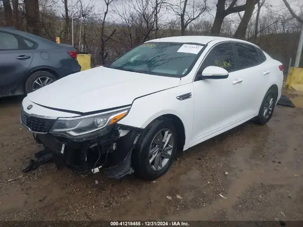 5XXGT4L36KG346560 2019 KIA OPTIMA - Image 2