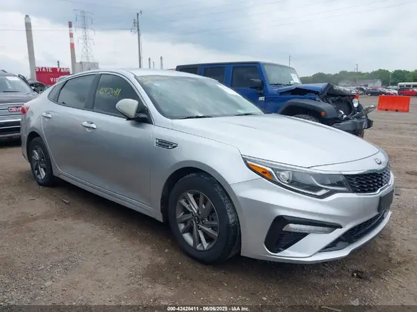5XXGT4L36KG347403 2019 KIA OPTIMA - Image 1