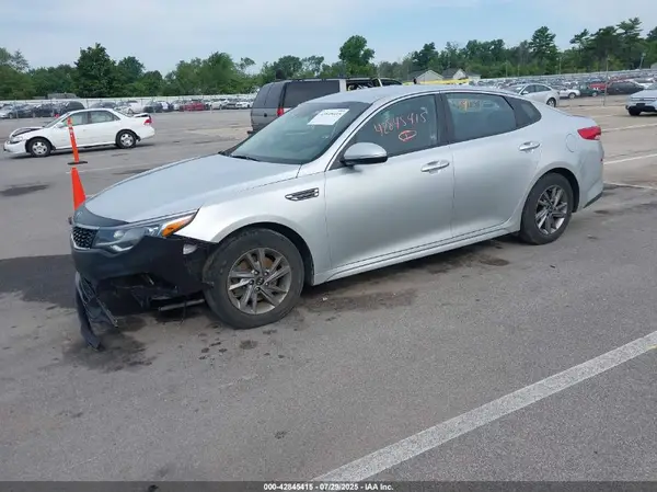 5XXGT4L36KG347868 2019 KIA OPTIMA - Image 2
