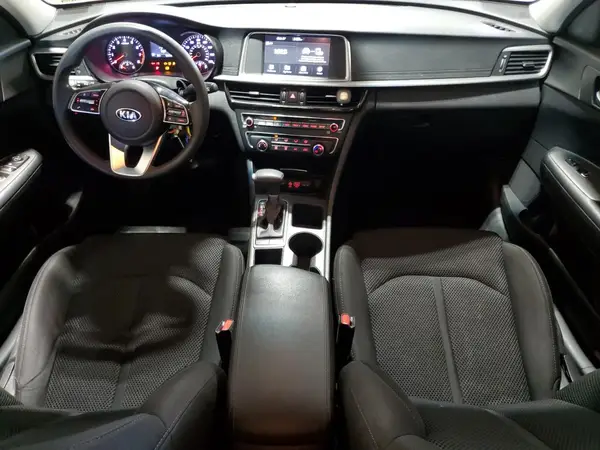 5XXGT4L36KG348051 2019 KIA OPTIMA - Image 8