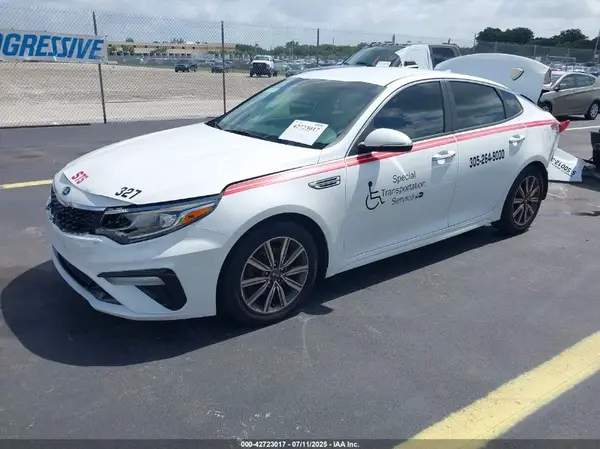 5XXGT4L36KG356747 2019 KIA OPTIMA - Image 2