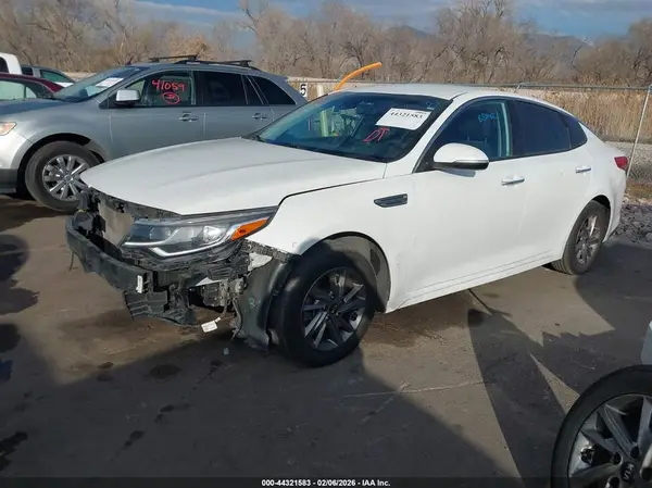 5XXGT4L36KG357820 2019 KIA OPTIMA - Image 2