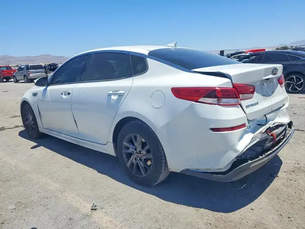 5XXGT4L36KG359518 2019 KIA OPTIMA - Image 2