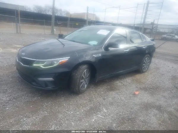 5XXGT4L36KG360314 2019 KIA OPTIMA - Image 2
